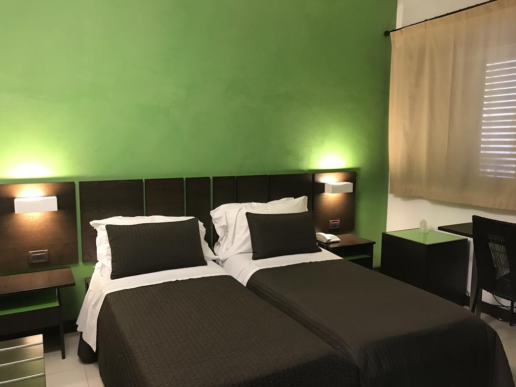 San Giovanni 3*
